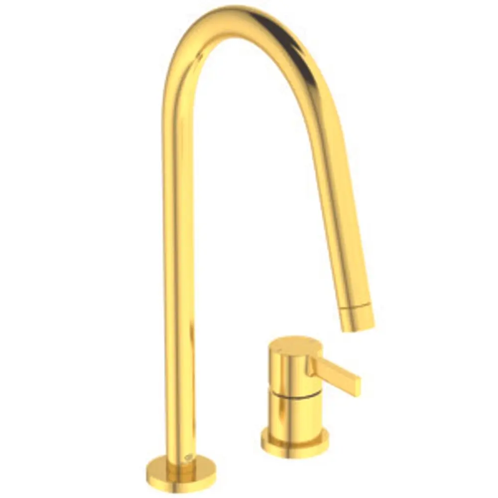 Goldene Küchenarmatur von Ideal Standard, mit hohem, gebogenem Auslauf und separatem Bedienhebel. Minimalistisches Design für moderne Küchen.